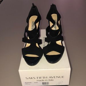 Saks Fifth Avenue Black heels